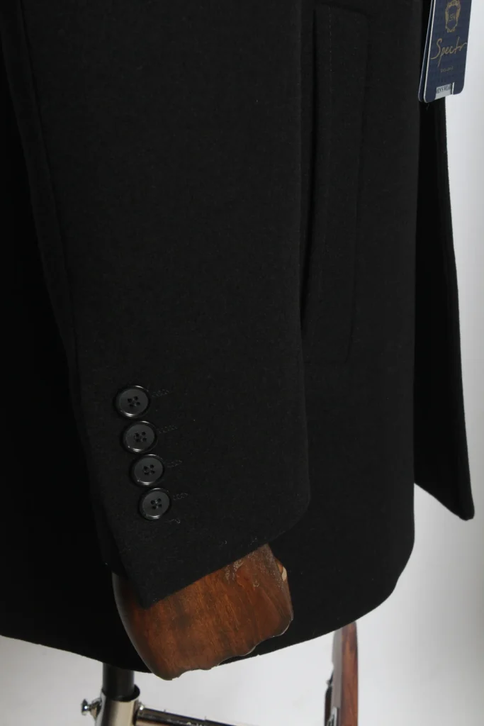 Мужское пальто "Гирван" английский, черное slim fit