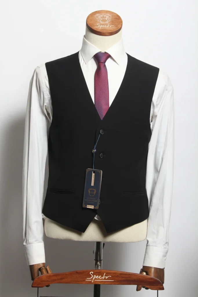 Мужской жилет "Кумир" чёрный slim fit